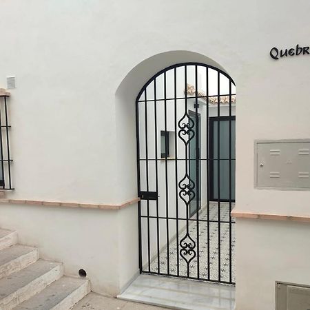 Quebranto Apartment บาร์บาเต ภายนอก รูปภาพ